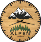Runde Wanduhr aus Eichenholz, 35 cm, ohne Ring, Teilstriche Ziffern, Wald, schneebedeckte Berge, ALPEN - PRISEWALD