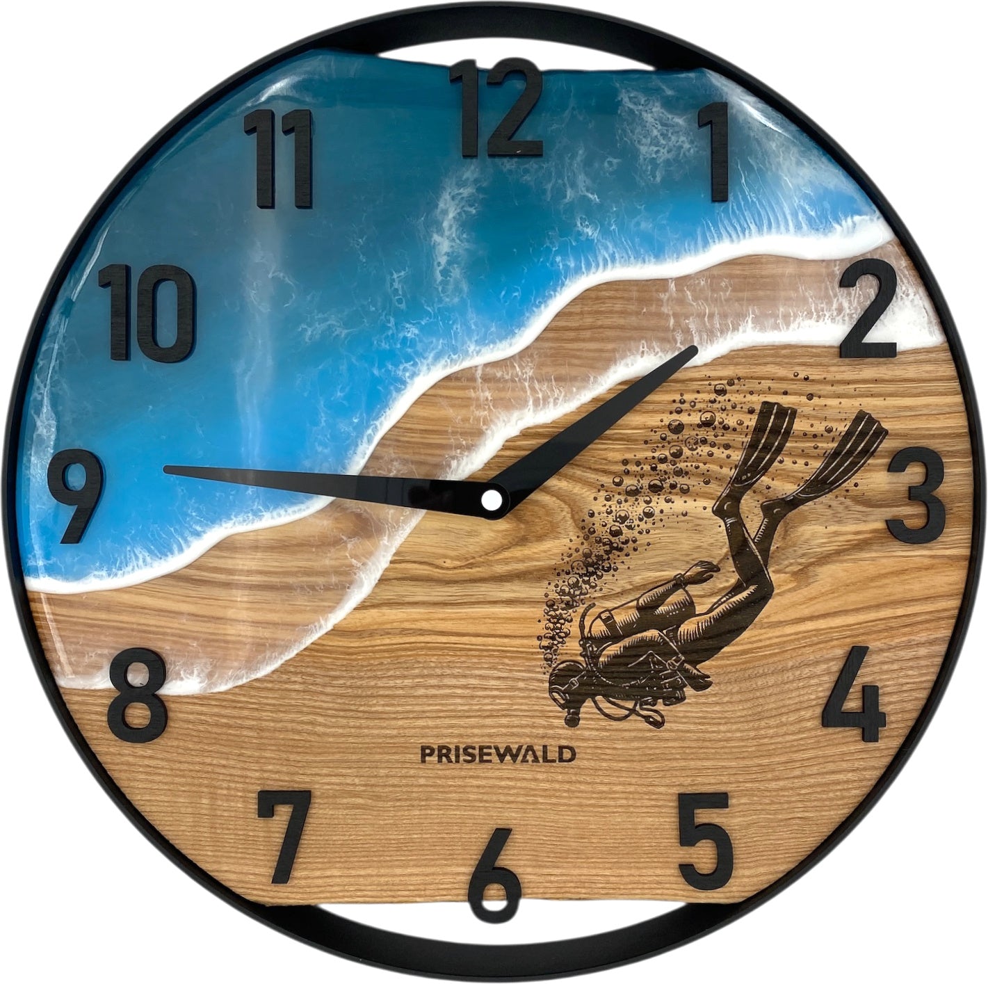 Round wall clock made of walnut wood, 35 cm, gold frame, Arabic numerals, green moss, hunter with dog 🐕