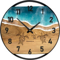 Runde Wanduhr aus Eschenholz, 50 cm, schwarzer Rahmen, arabische Ziffern, blaues Epoxidharz, drei Schildkröten