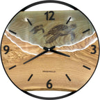 Runde Wanduhr aus Eschenholz, 50 cm, schwarzer Rahmen, arabische Ziffern, Durchsichtiges Epoxidharz, zwei Schildkröten