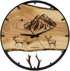 Runde Wanduhr aus Eschenholz, 50 cm, schwarzer Rahmen, Teilstriche Ziffern, Hirsche in den Bergen, Hirschgeweih