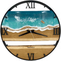 Runde Wanduhr aus Eichenholz, 50 cm, schwarzer Rahmen, römische Ziffern, türkises Epoxidharz, Motorboot auf dem Wasser